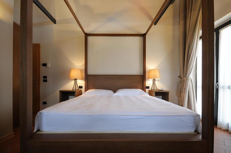 Agriturismo Colombarino Villa Desenzano del Garda Phòng bức ảnh